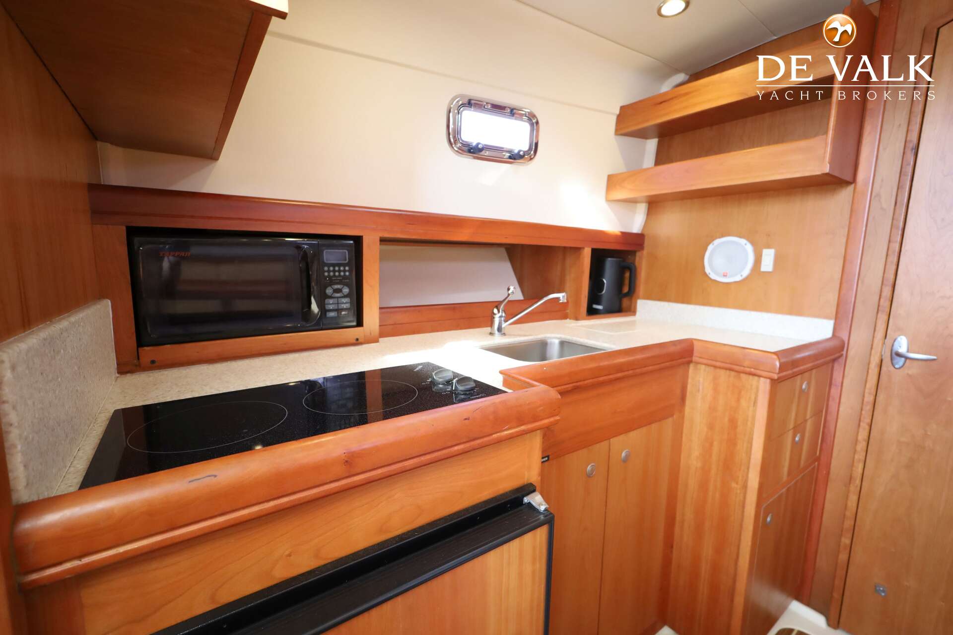 Mainship 34 Rumrunner II — foto 25 van 41