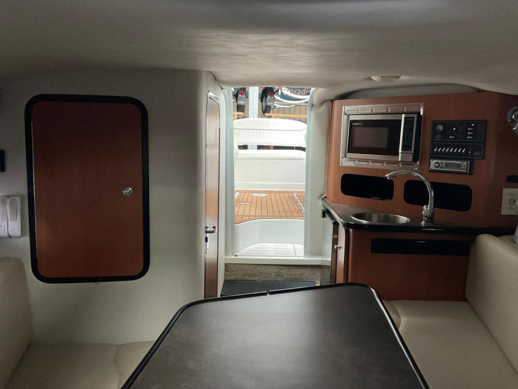 Crownline 275 CCR — foto 27 van 33