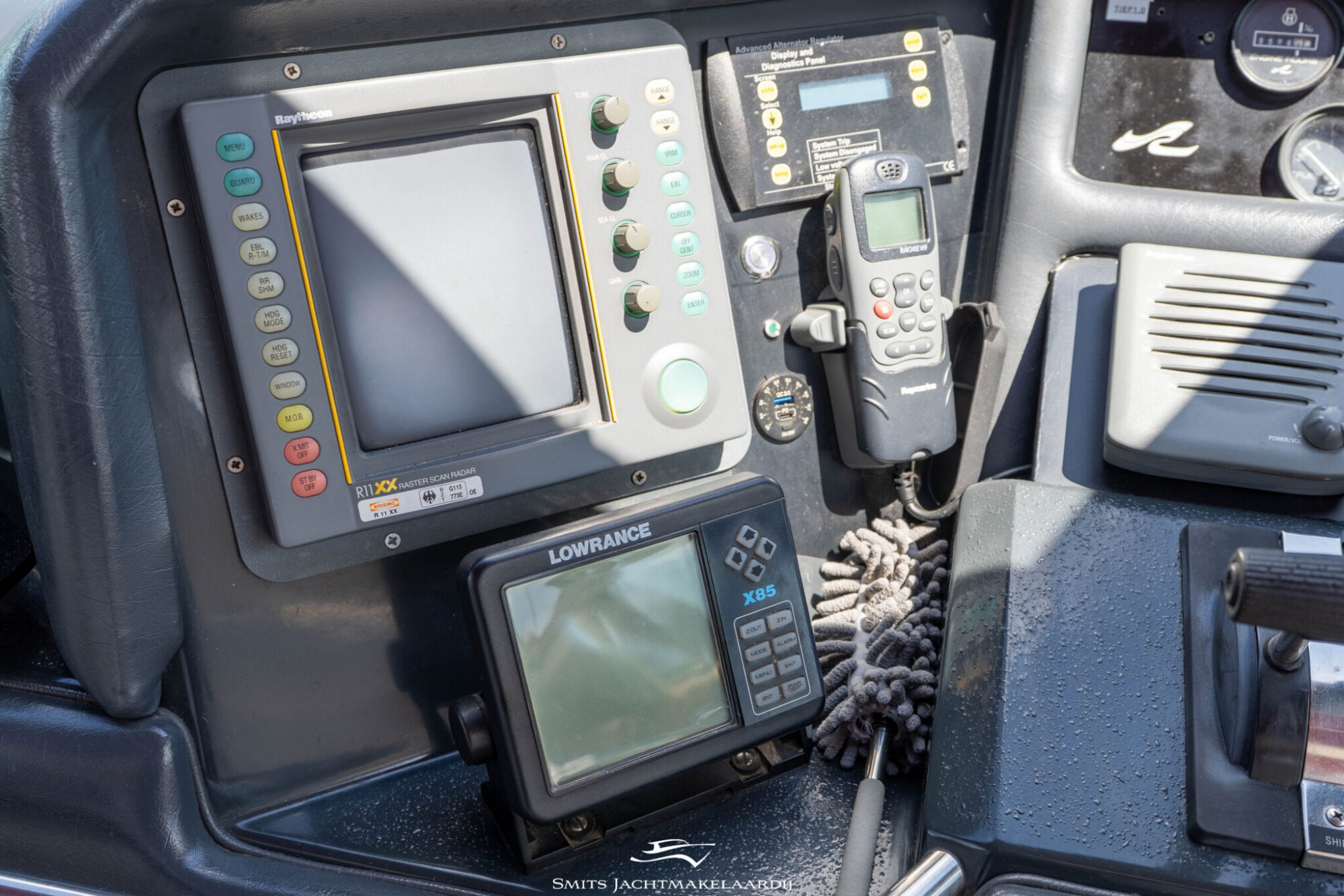 Sea Ray 370 Express Cruiser — foto 46 van 59
