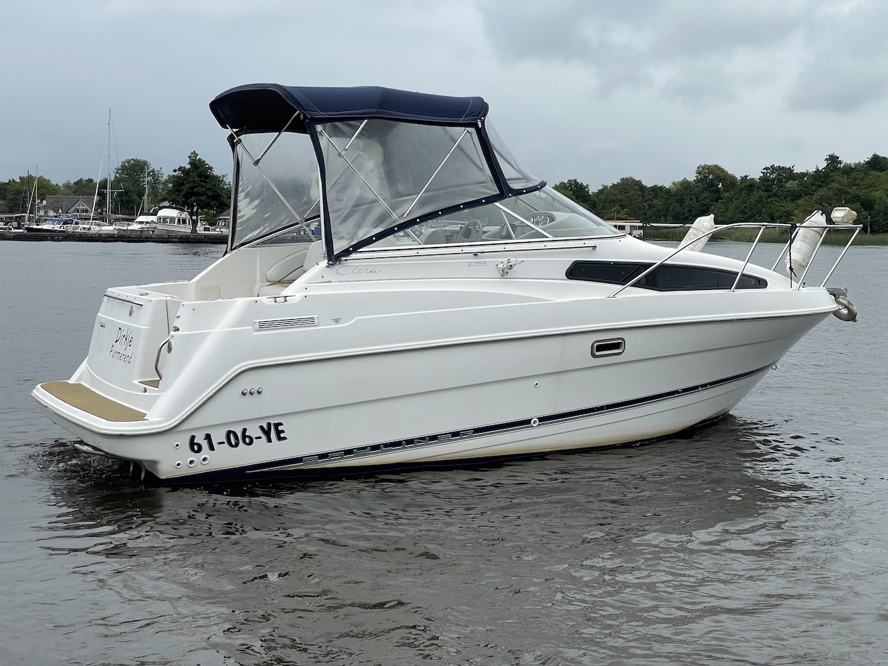 Bayliner 2355 Ciera — foto 2 van 20