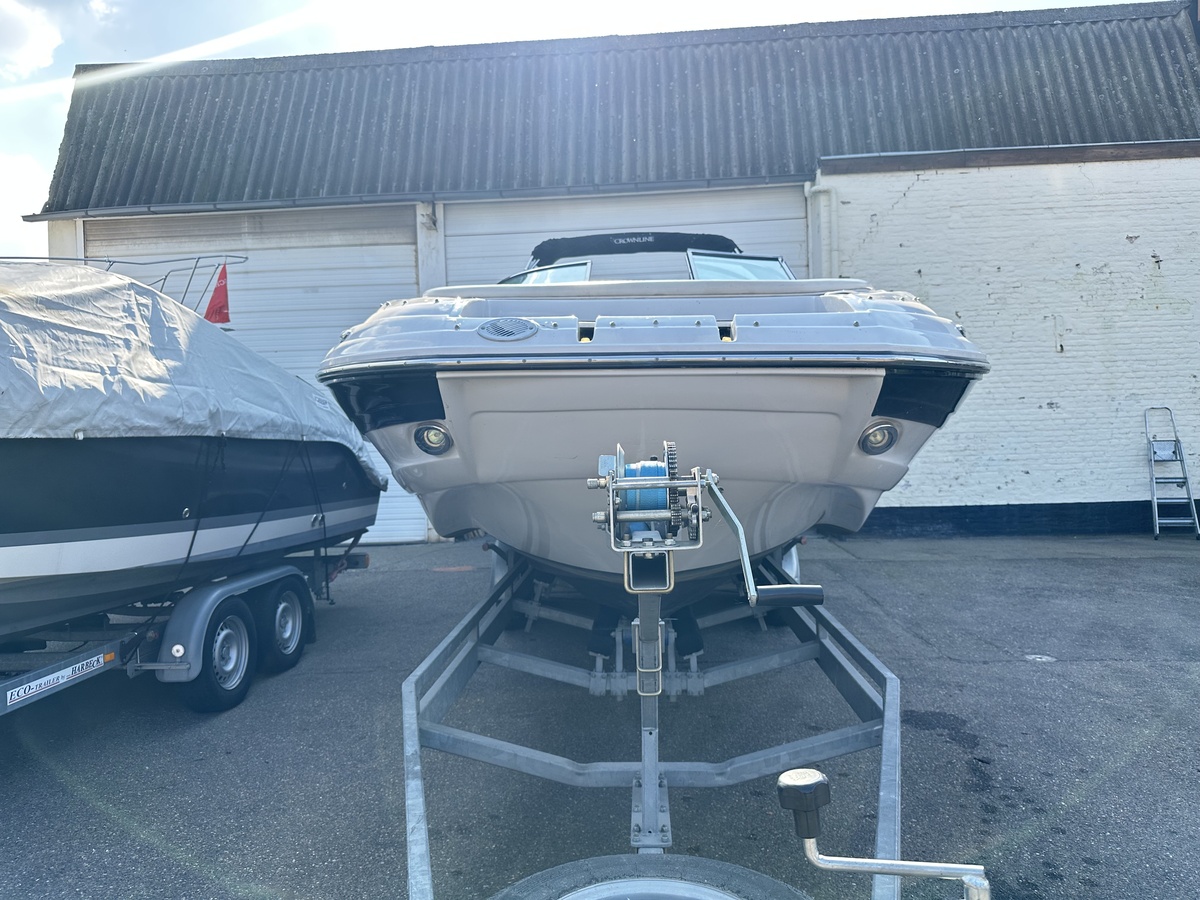 Crownline E6 — foto 20 van 22