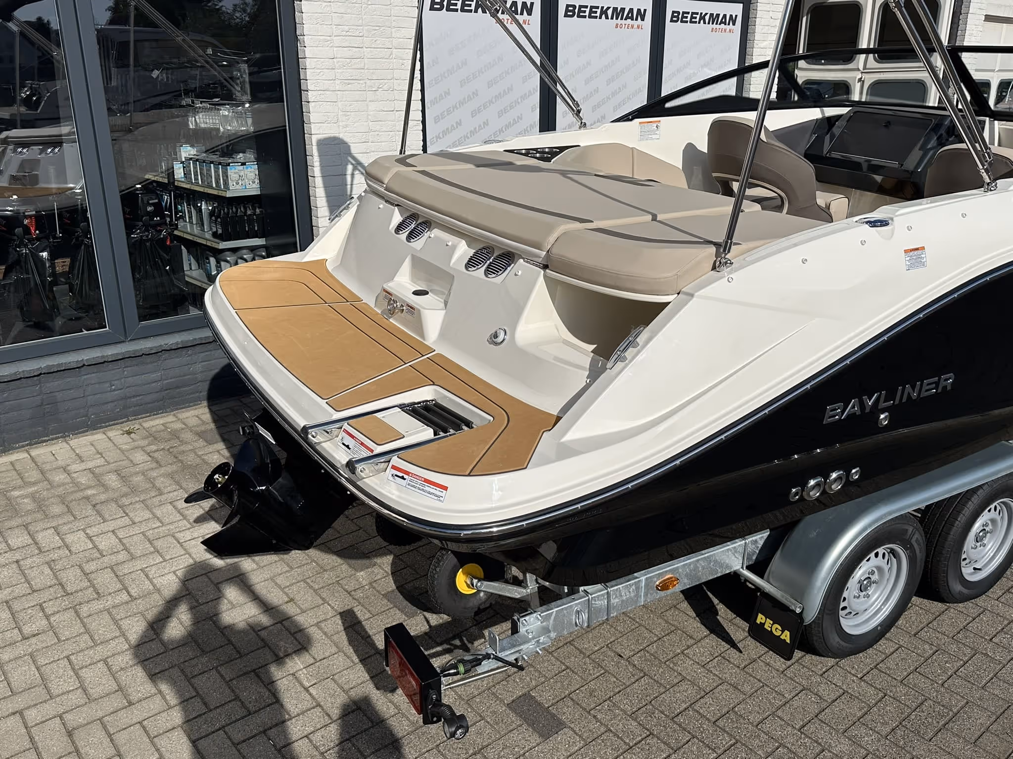 Bayliner V20i Bowrider — foto 4 van 22