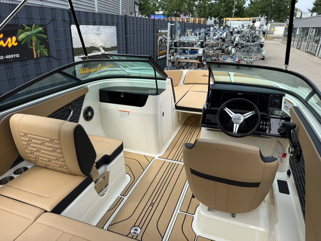 Sea Ray SPX 190 — foto 8 van 26