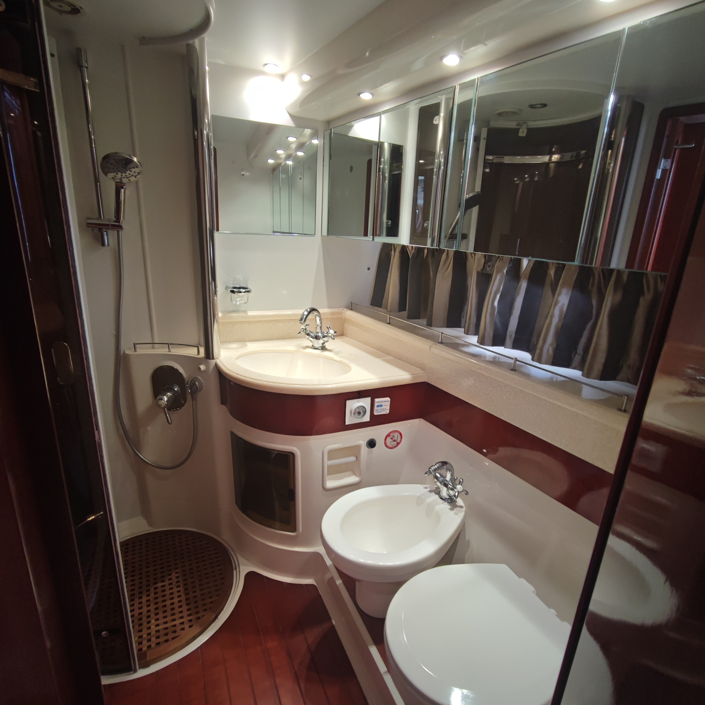 Fairline Squadron 50 — foto 14 van 24