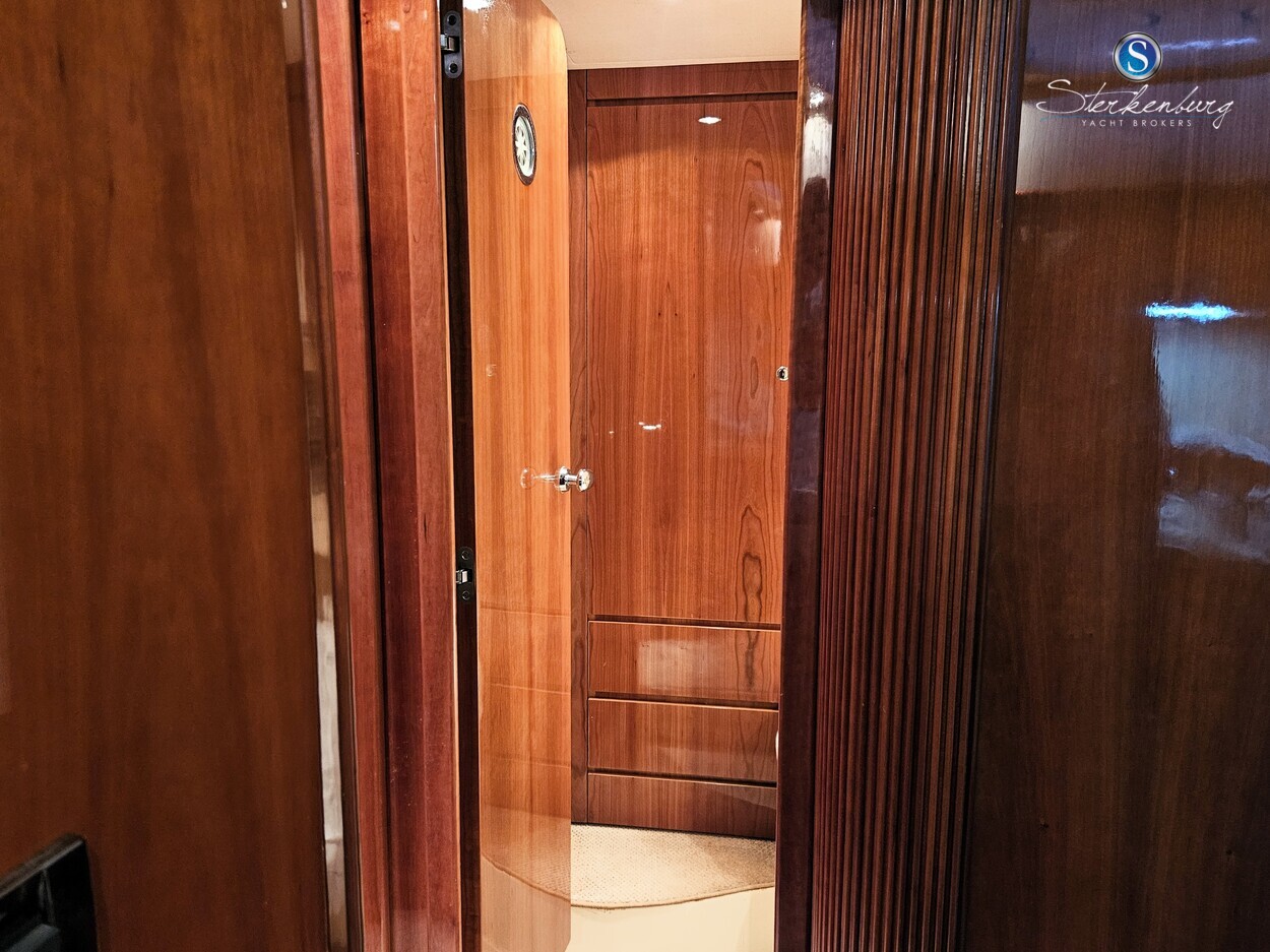 Azimut 42 — foto 33 van 56
