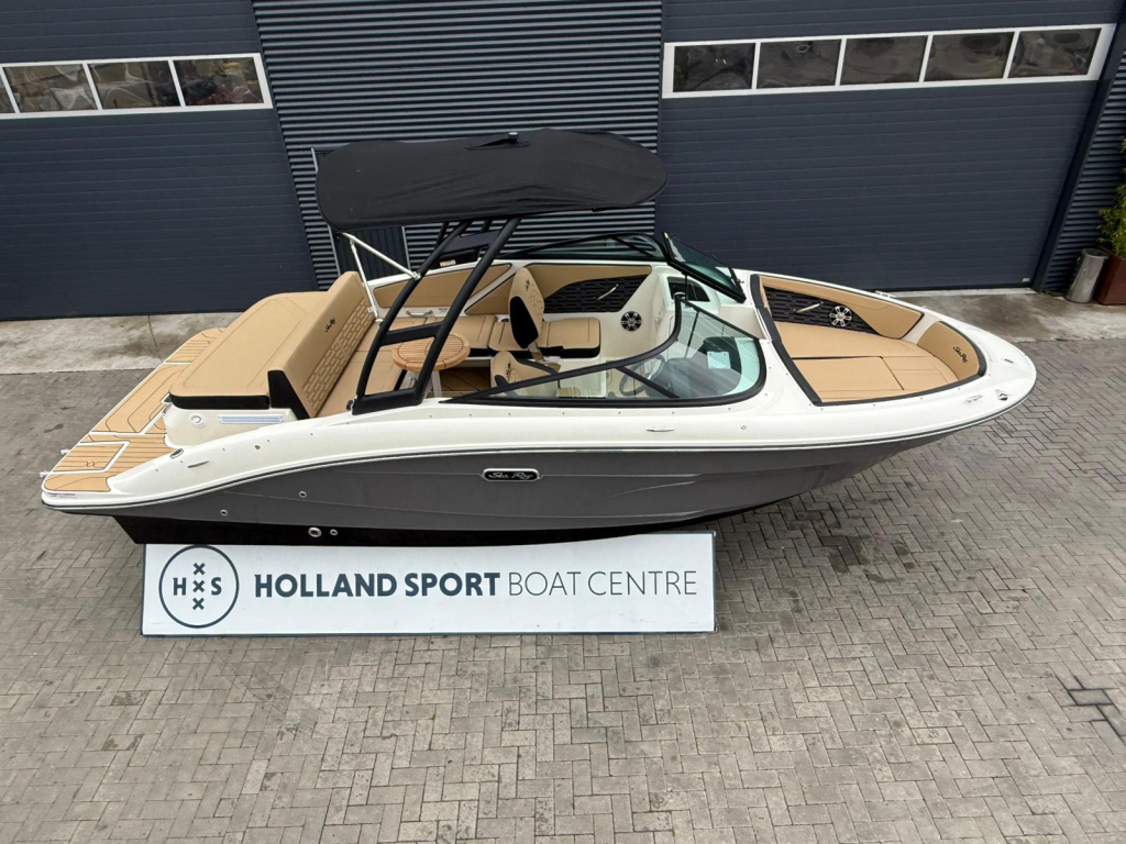 Sea Ray 210 spx — foto 13 van 38