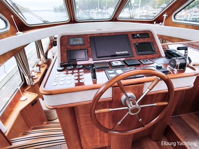 Van den Hoven 1600 - Exclusive — foto 6 van 84