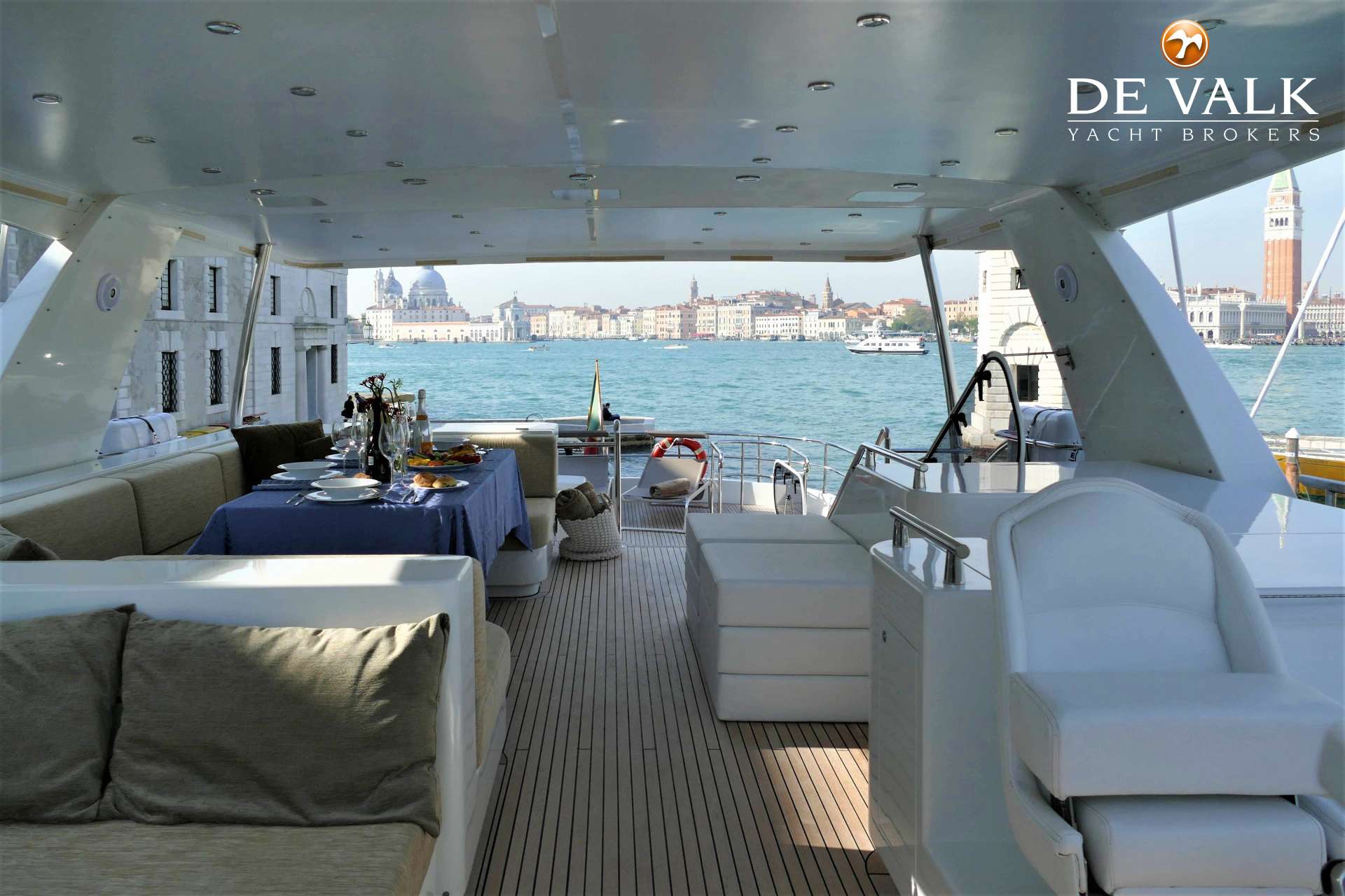 Favaro Yachts Explorer 76 — foto 17 van 38