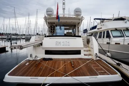 Prestige 560S — foto 221 van 239