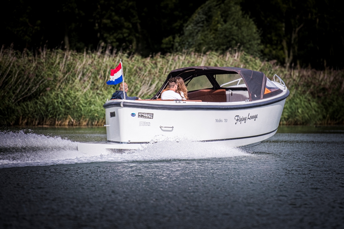Maxima Boats 750 Flying Lounge — foto 13 van 28