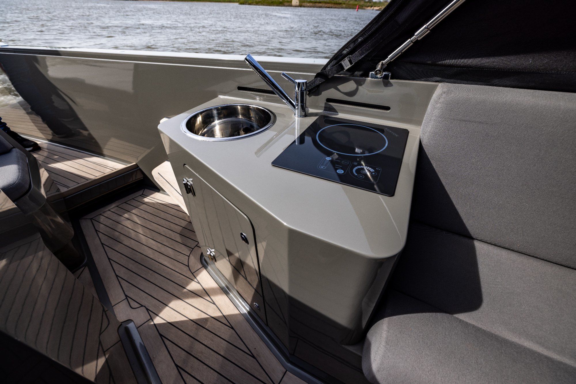 Var Tenders VAR950 — foto 4 van 6
