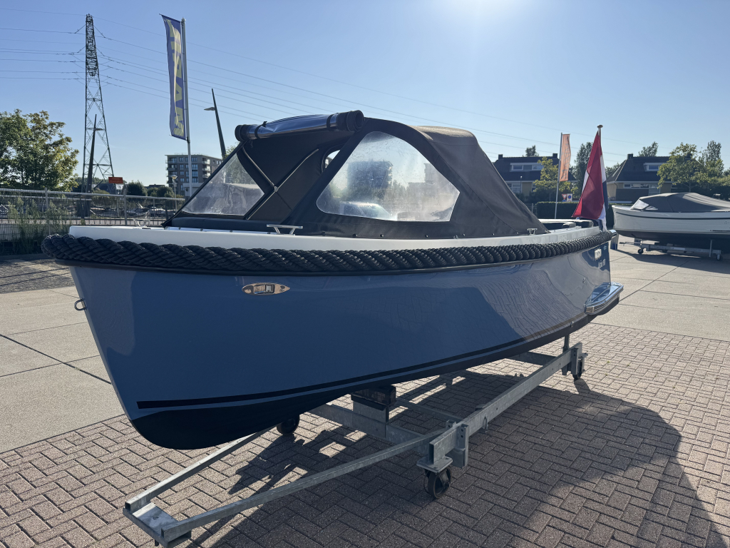 Maxima 600 met Honda 20 pk — foto 4 van 16
