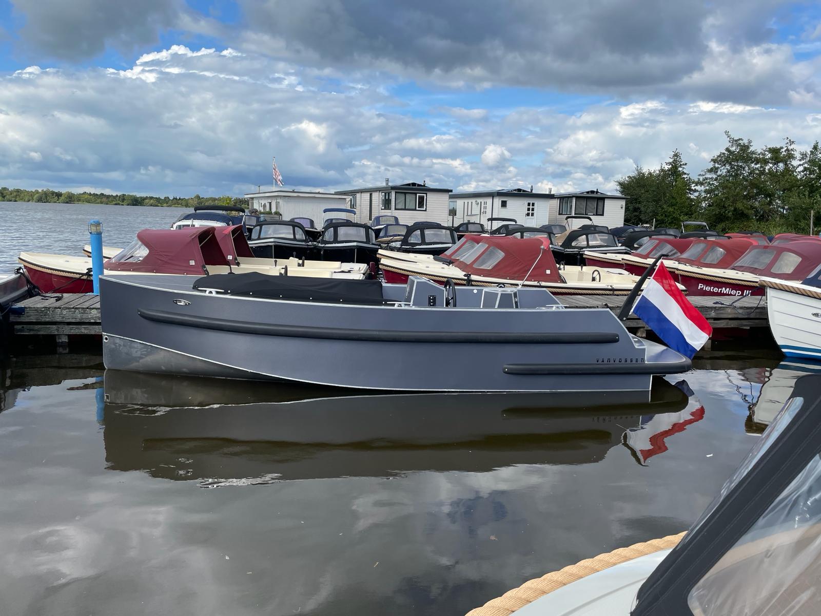 Van Vossen 650 plugin E-tender vaarklaar elektrisch — foto 3 van 10