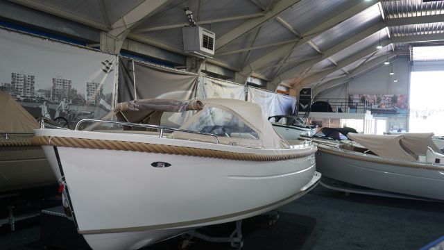 Primeur 700 Lounge | DIRECT VAARKLAAR | Vetus 42pk Diesel | Boegschroef — foto 2 van 15