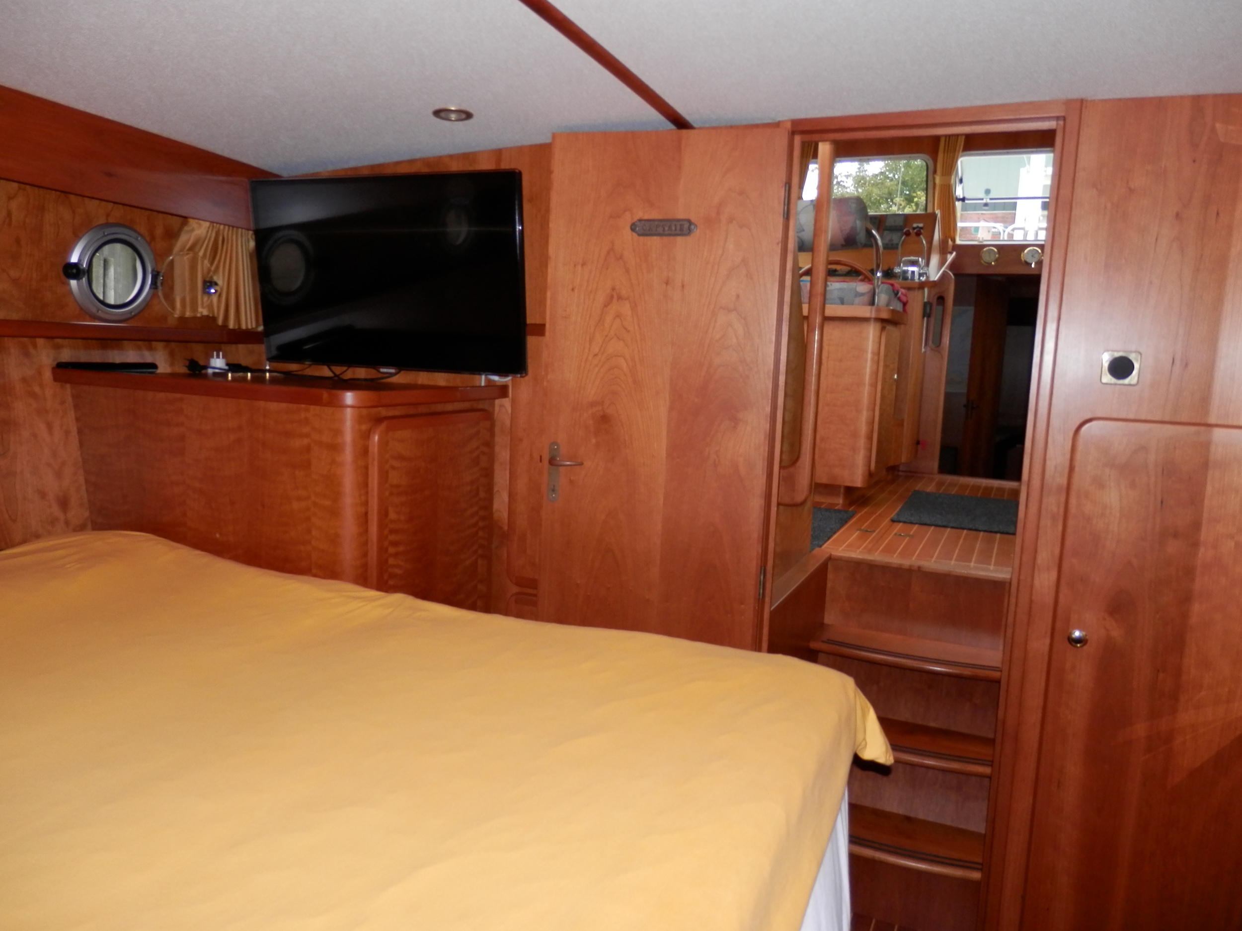 Linssen 380 Dutch Sturdy AC Twin — foto 23 van 37