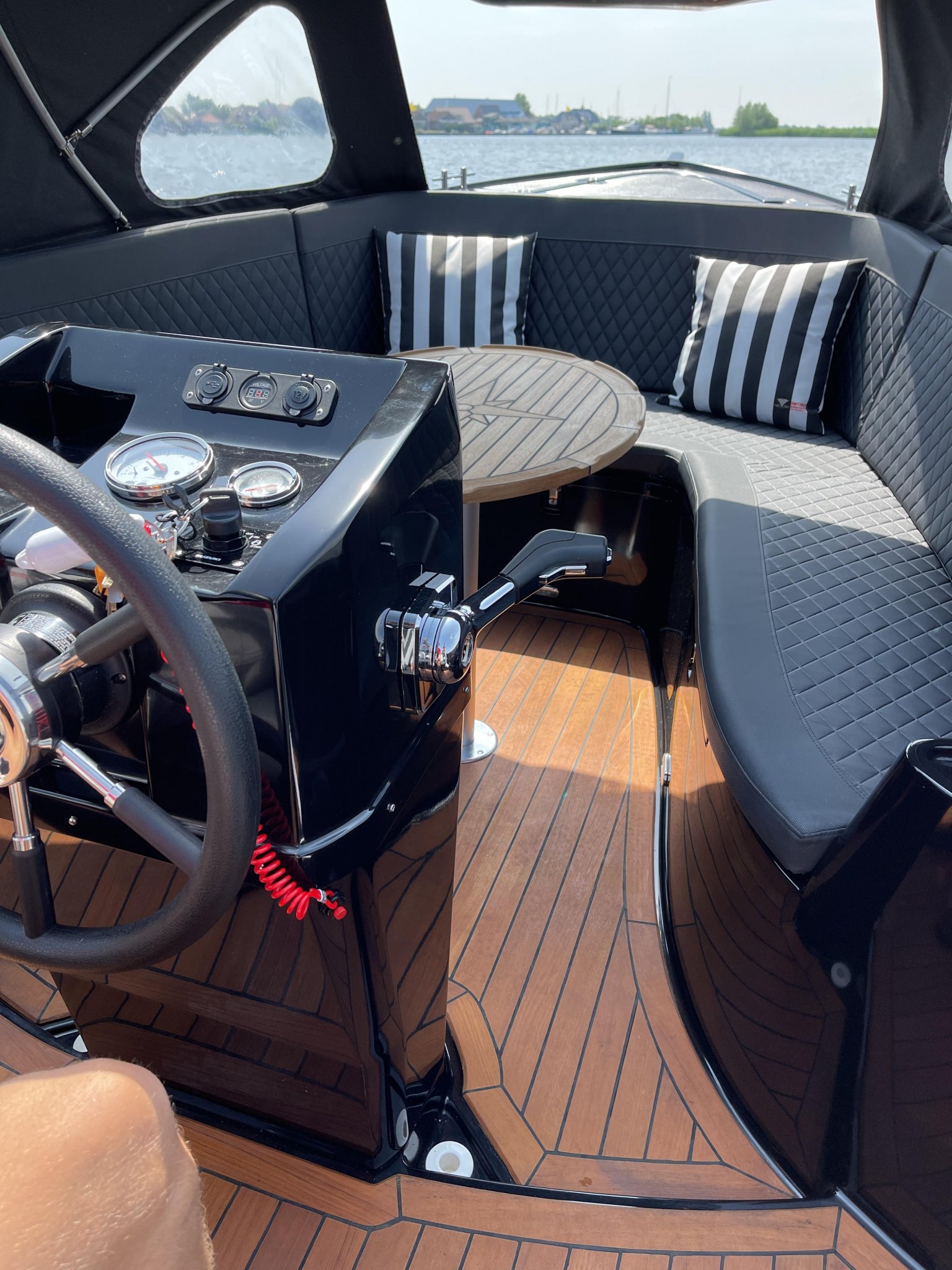 Oud huijzer 616 echt een familie boot. — foto 2 van 12