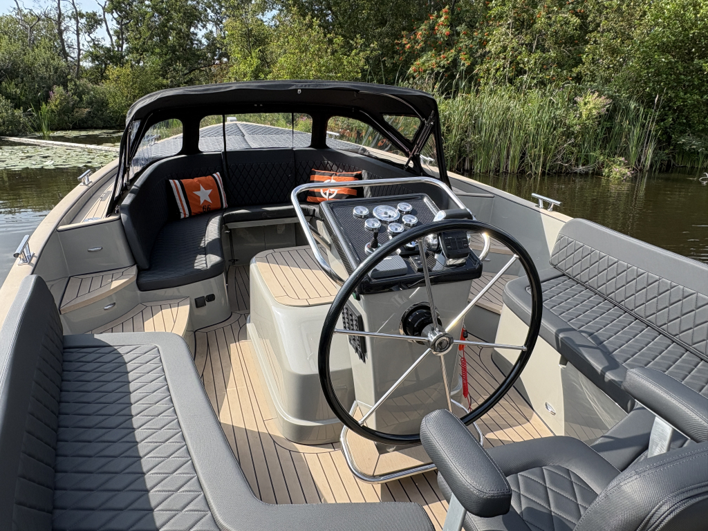 Waterspoor 777 Aviator – 2025 | Yanmar 195 PK — foto 15 van 24