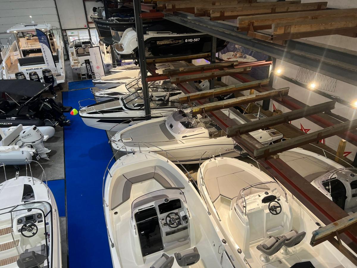 Jeanneau Cap Camarat 6.5 Center Console — foto 12 van 13