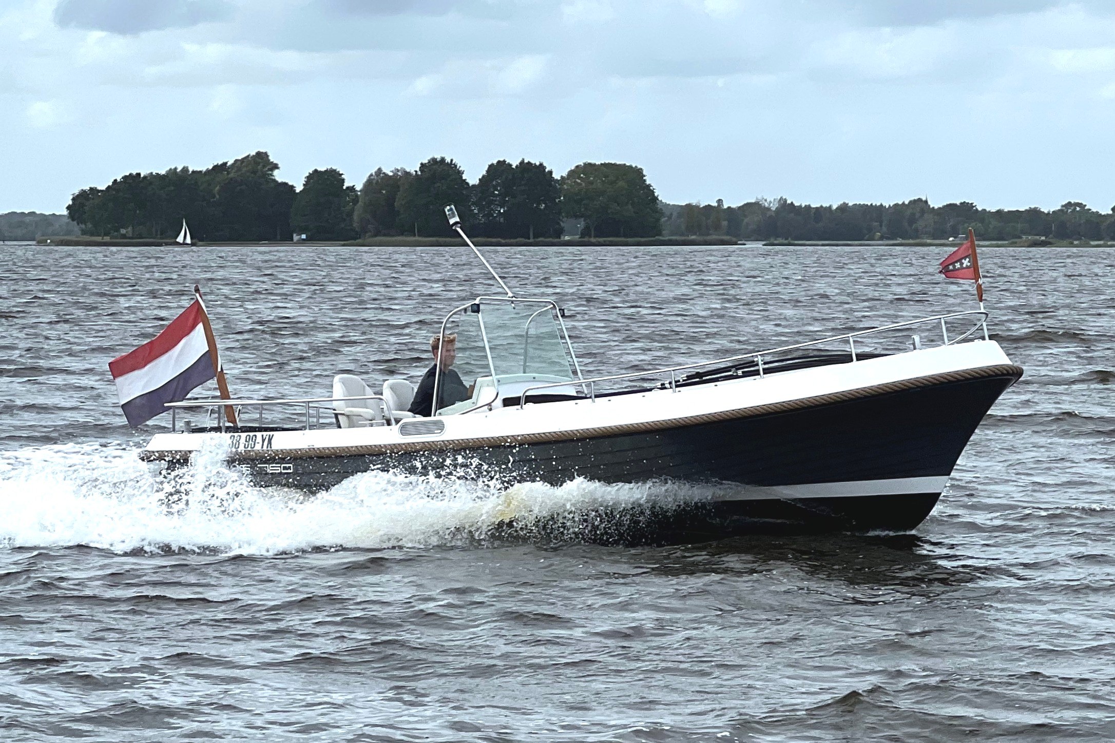 Bellus 750 Pieter Beeldsnijder — foto 10 van 27