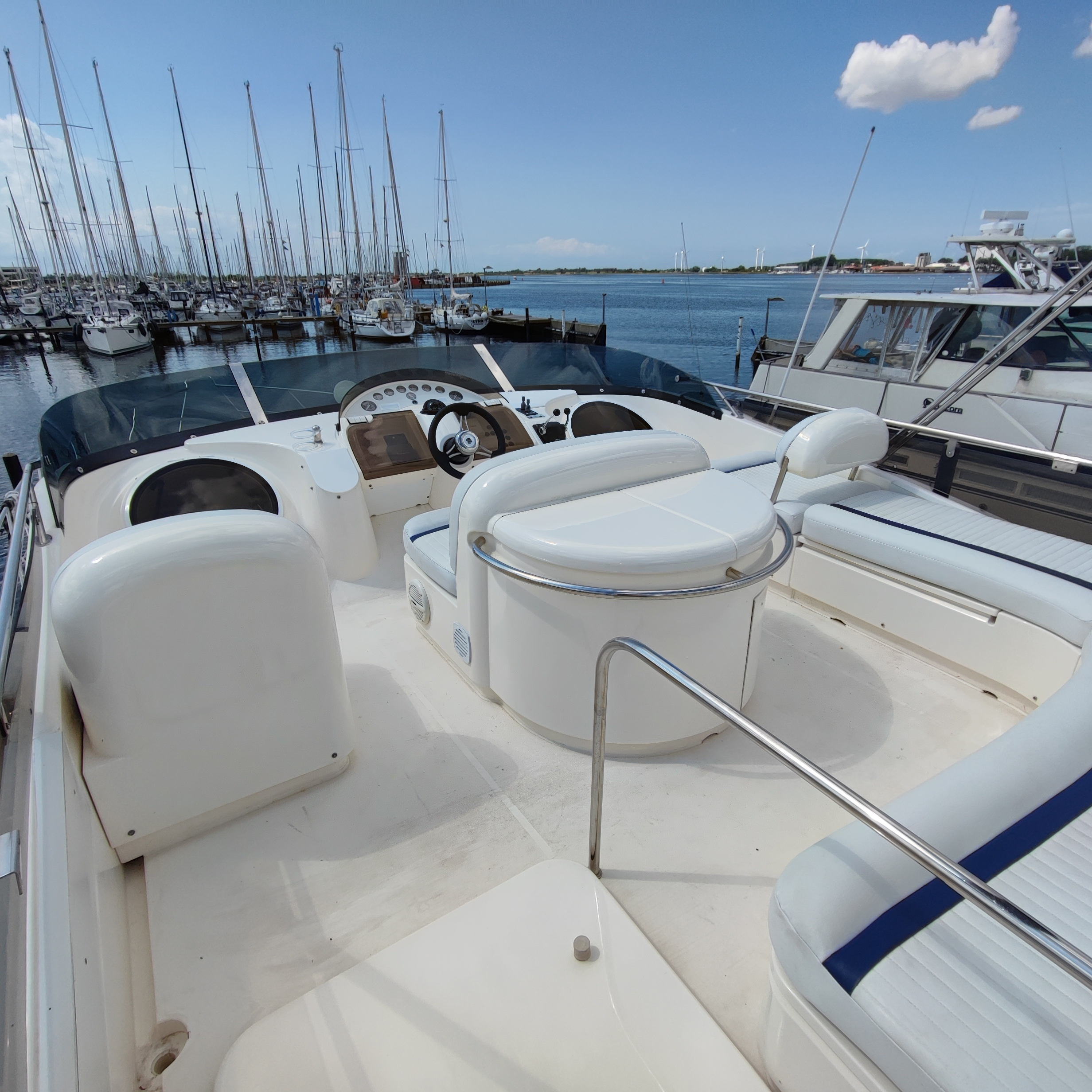 Fairline Squadron 50 — foto 20 van 24