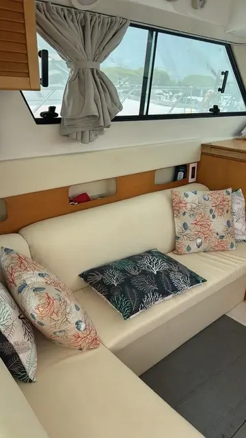Della Pasqua DC 9 - BluYachting — foto 4 van 12