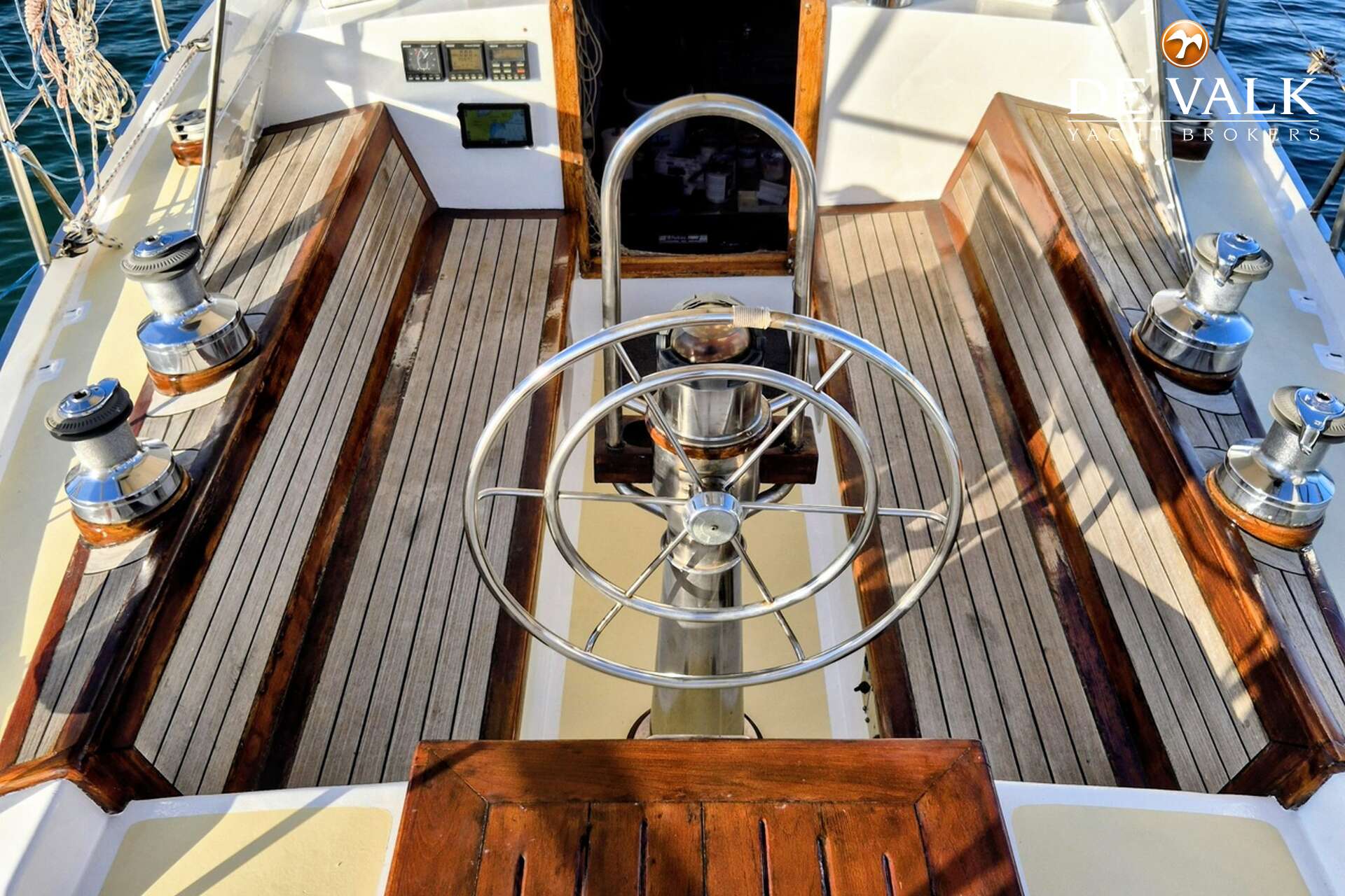 Brown Bluewater 49 — foto 16 van 36