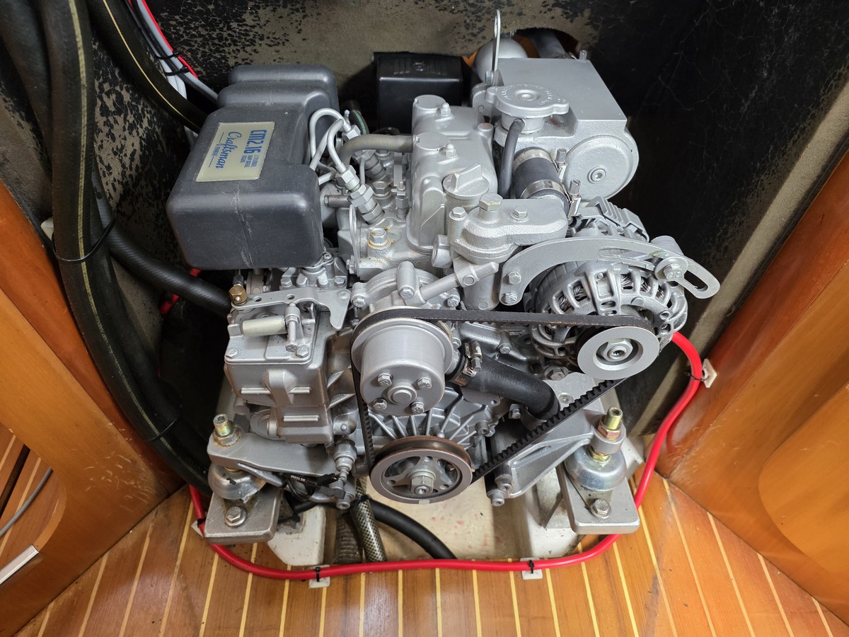 Dufour 28 — foto 4 van 18