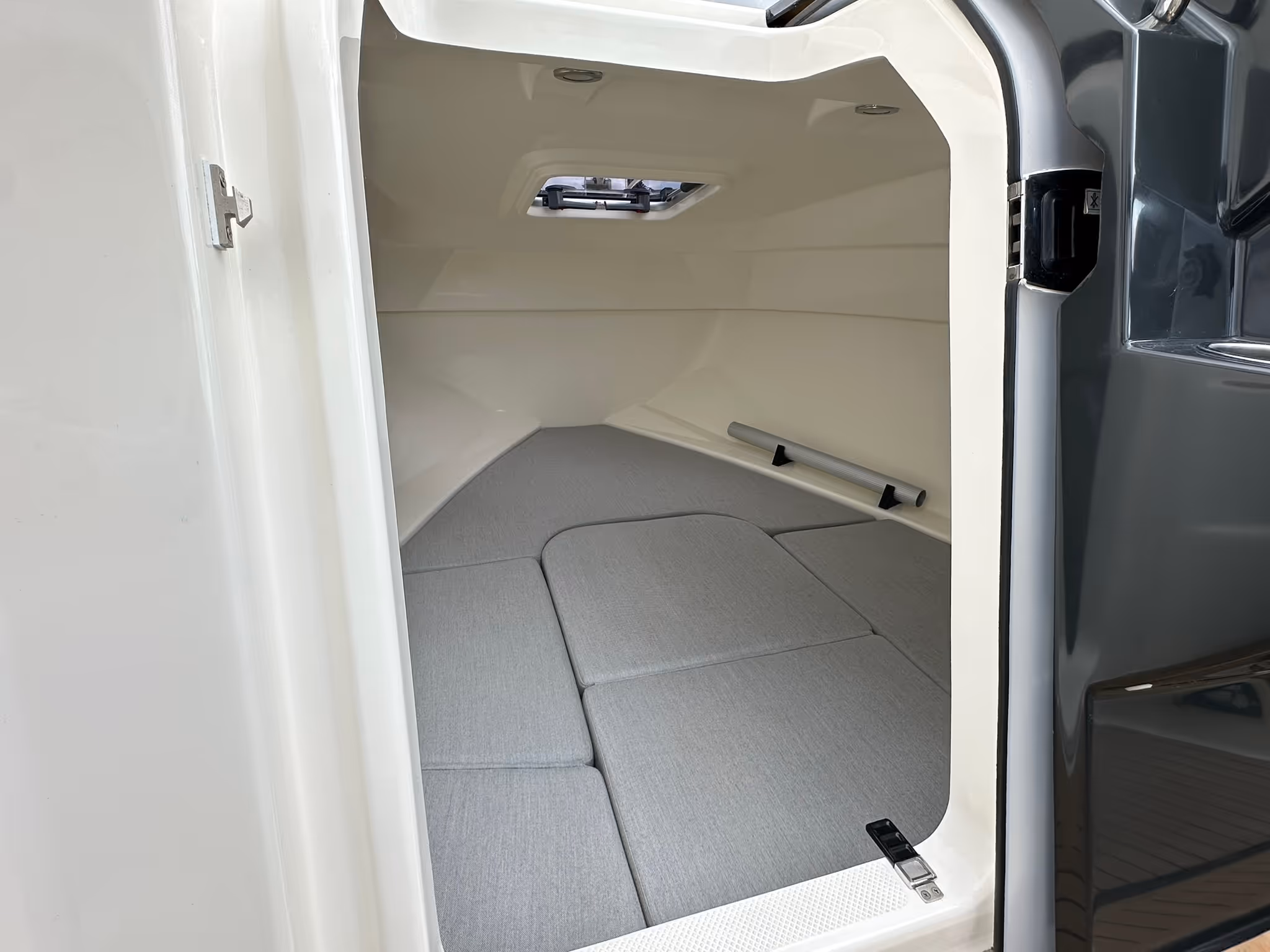 Quicksilver 555 Cabin — foto 11 van 14