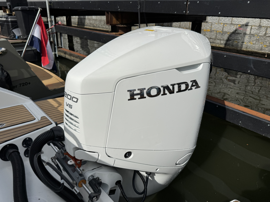 Beneteau Flyer 7 Sundeck | 200PK Honda IST | Pilot Edition — foto 16 van 17