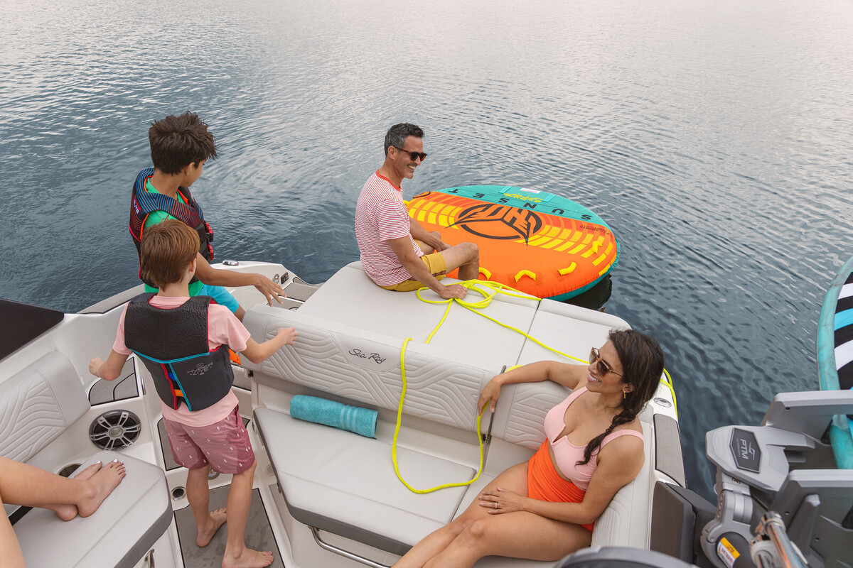 Sea Ray SDX 270 Surf — foto 20 van 43