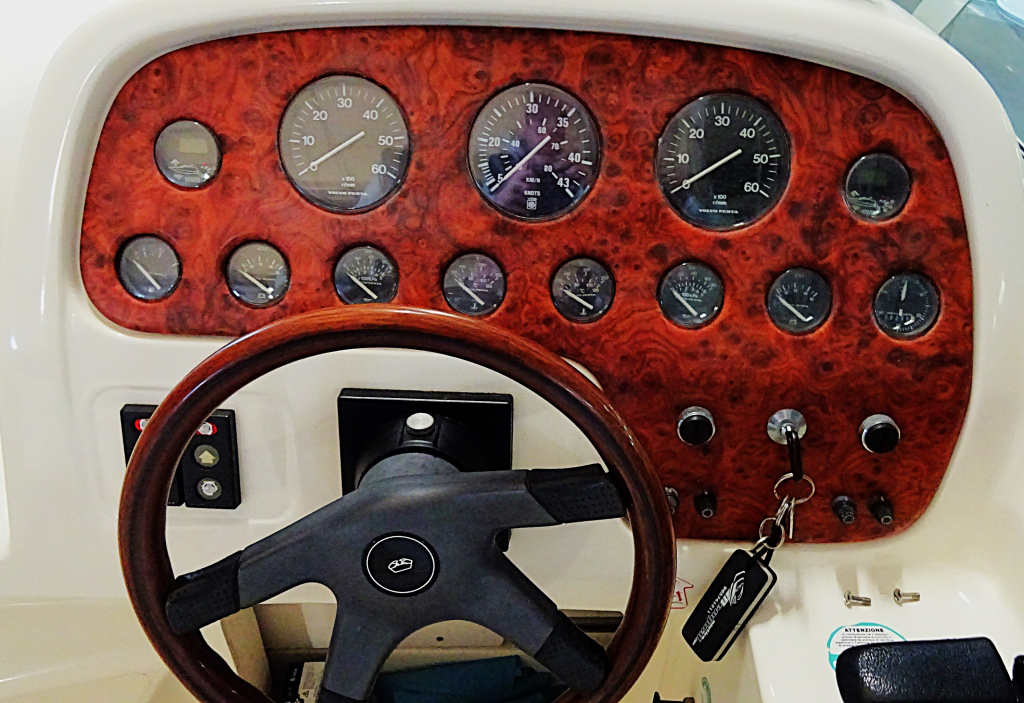 Cranchi Corallo 840 met 2x Volvo Penta V8 en trailer PRIJS VERLAAGD — foto 14 van 16