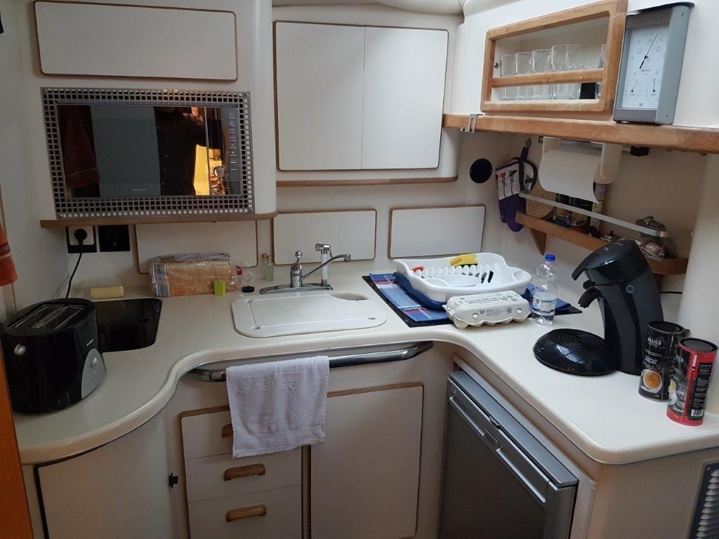 Sea Ray 370 DB — foto 22 van 30