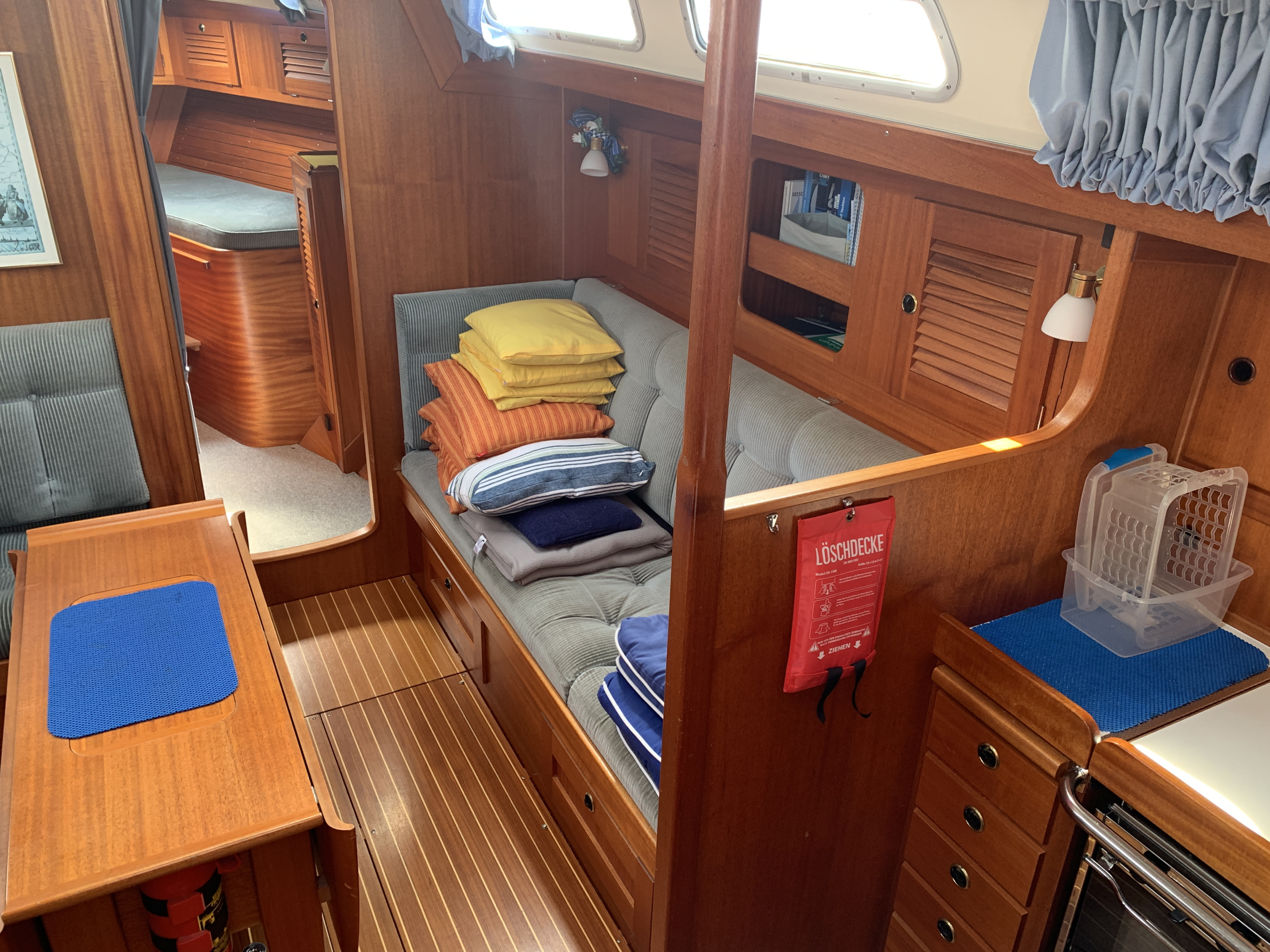 Hallberg-Rassy 42 — foto 28 van 77