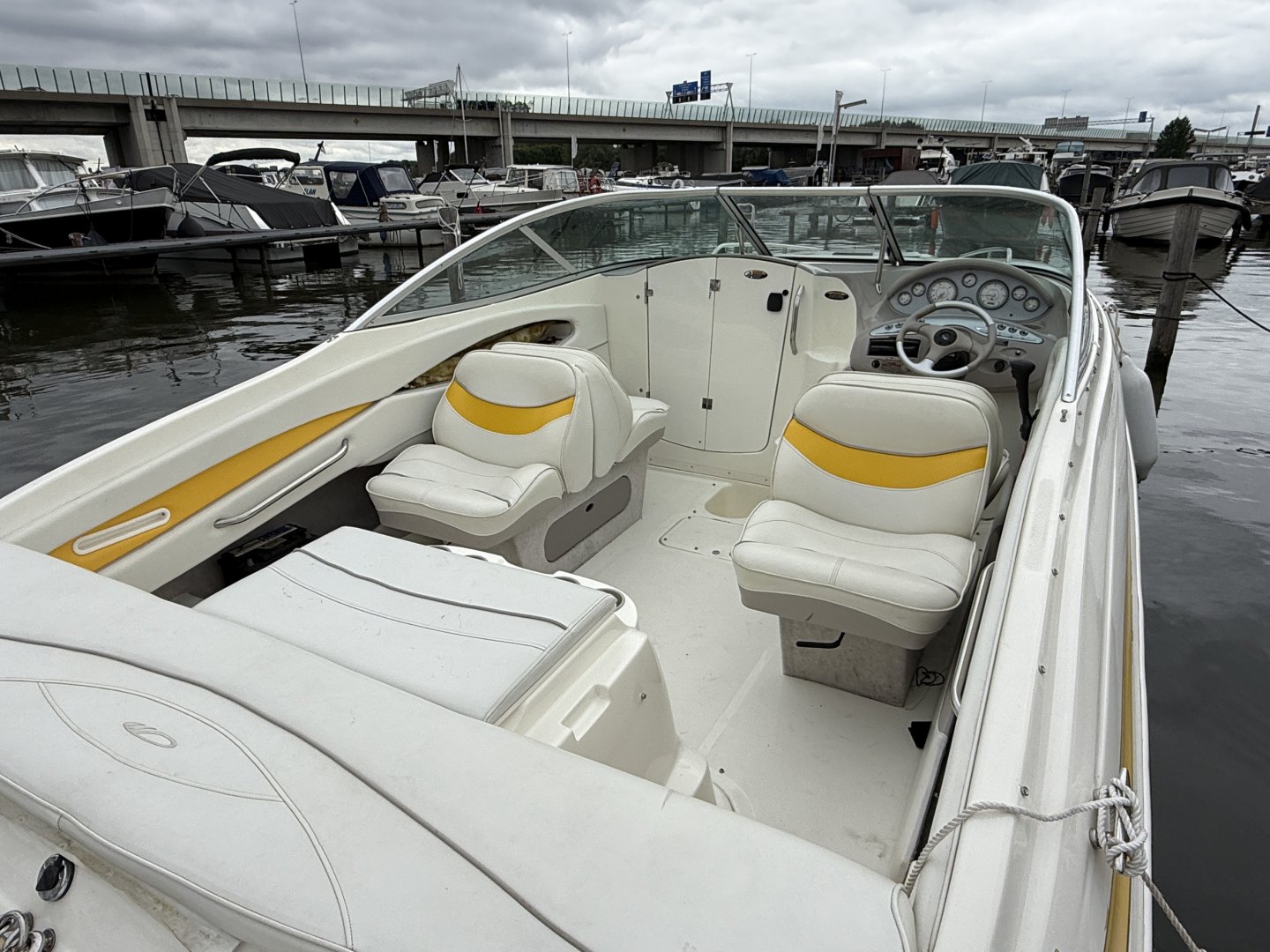 Maxum 2100 SC Cuddy — foto 6 van 12