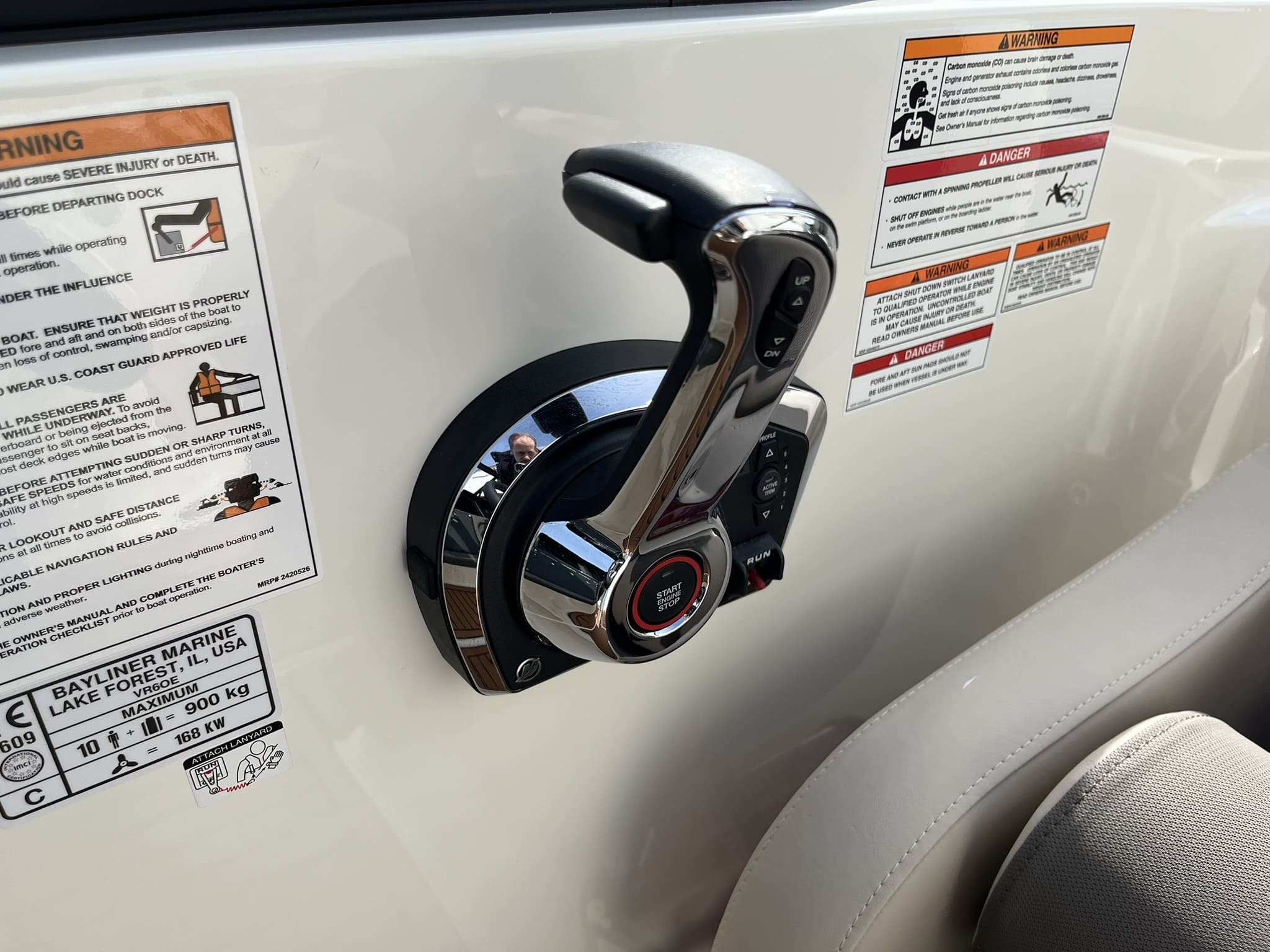 Bayliner VR6 Bowrider — foto 25 van 31