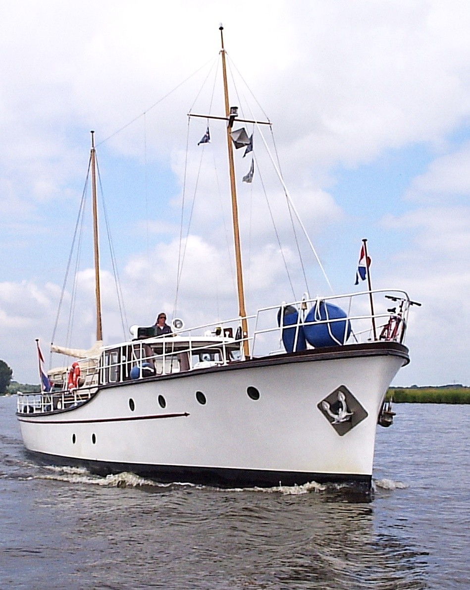 De Vries Lentsch Bakdeksalonkruiser 18.00 — foto 3 van 21