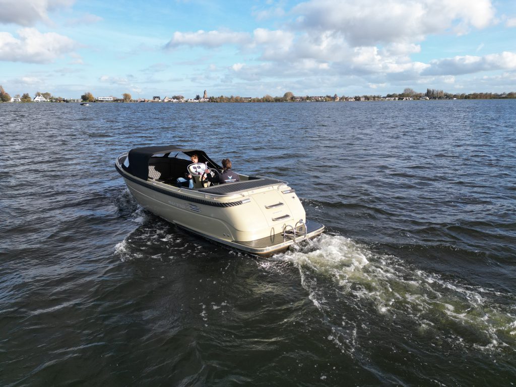 Primeur  715 incl. 100 Pk en luxe opties — foto 4 van 15