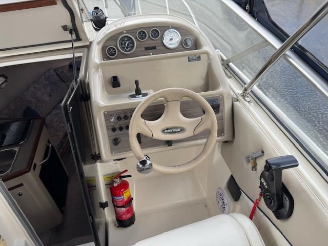 Bayliner 2355 Ciera — foto 7 van 17