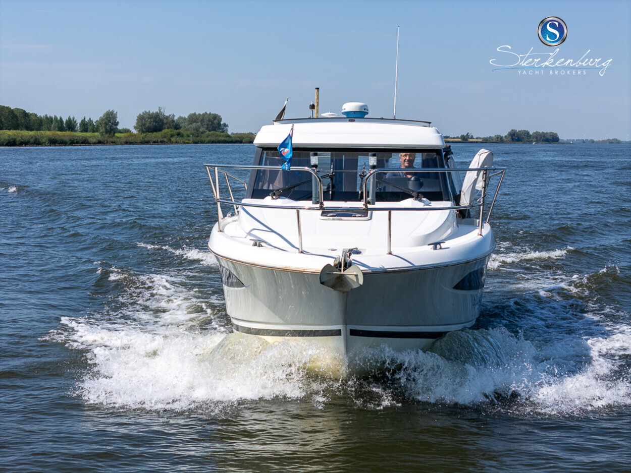 Jeanneau NC 9 — foto 6 van 40