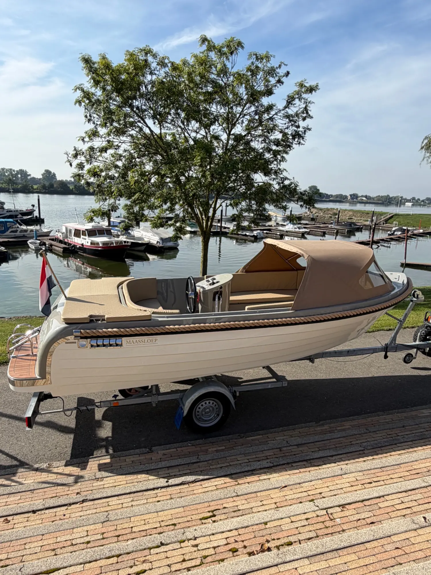 Maassloep 570 demo! 10 vaar uren van €21.950,- voor € 19.950,- — foto 13 van 13