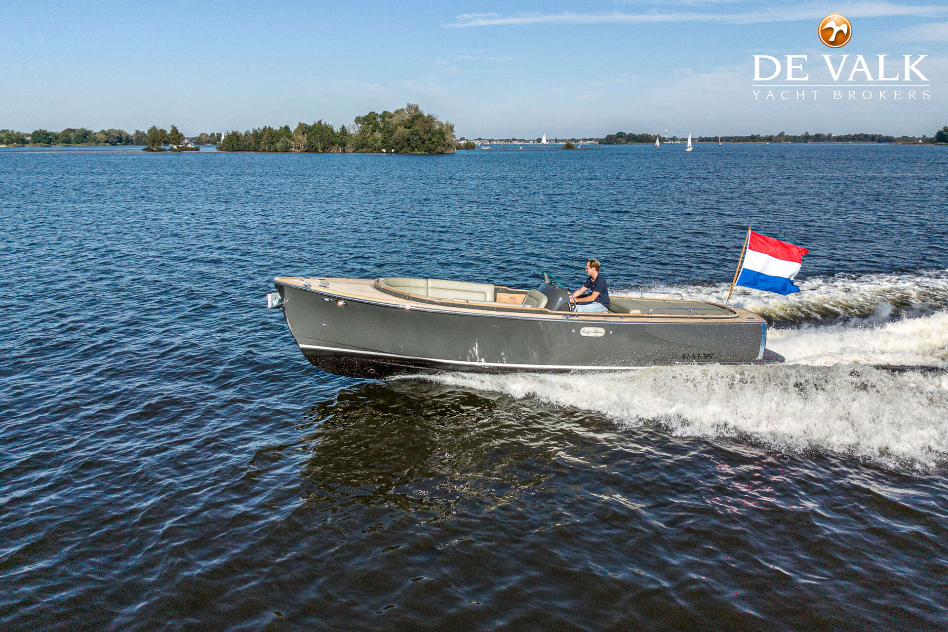 Long Island 28 Sportsman — foto 9 van 36