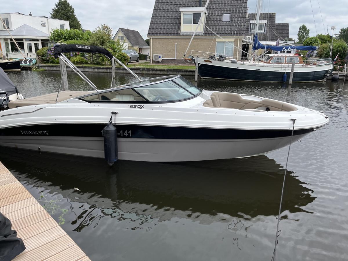 Rinker 23QX — foto 2 van 26