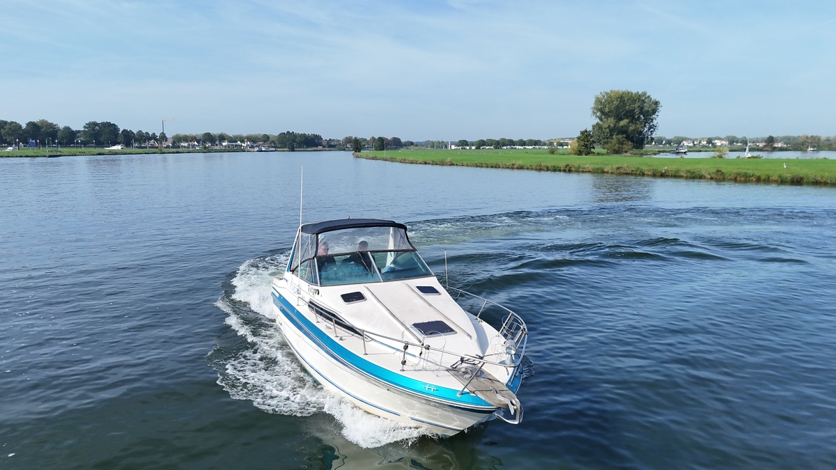 Sea Ray 268 Sundancer — foto 2 van 26