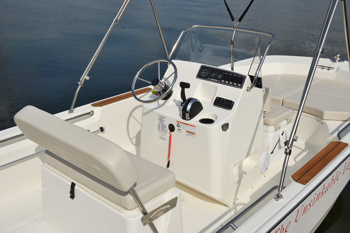 Boston Whaler 170 Montauk — foto 17 van 34