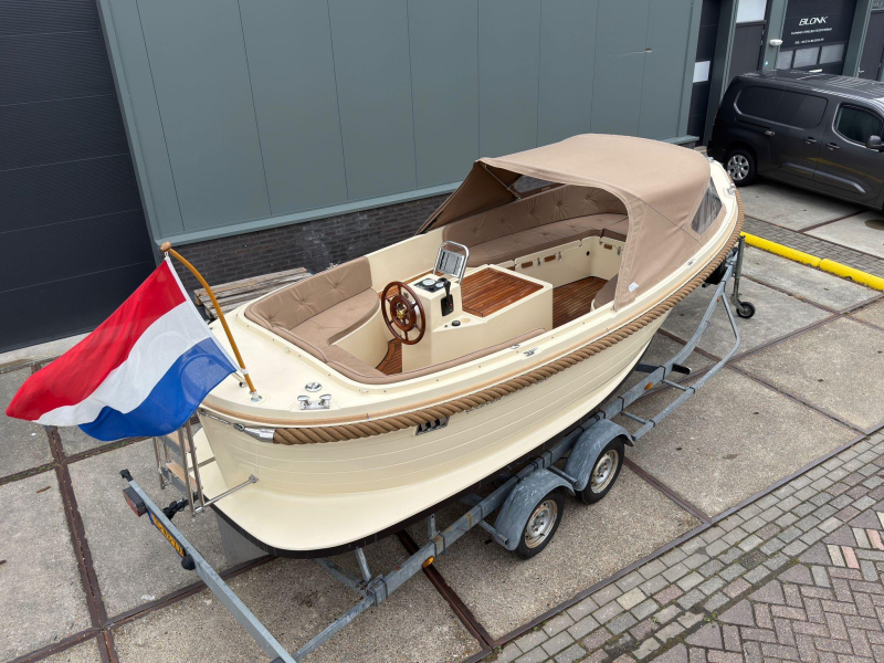 Clever Mirage 600 — foto 9 van 12