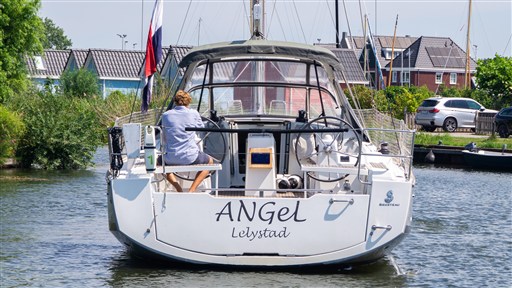 Beneteau Oceanis 38.1 (2018) — foto 12 van 12