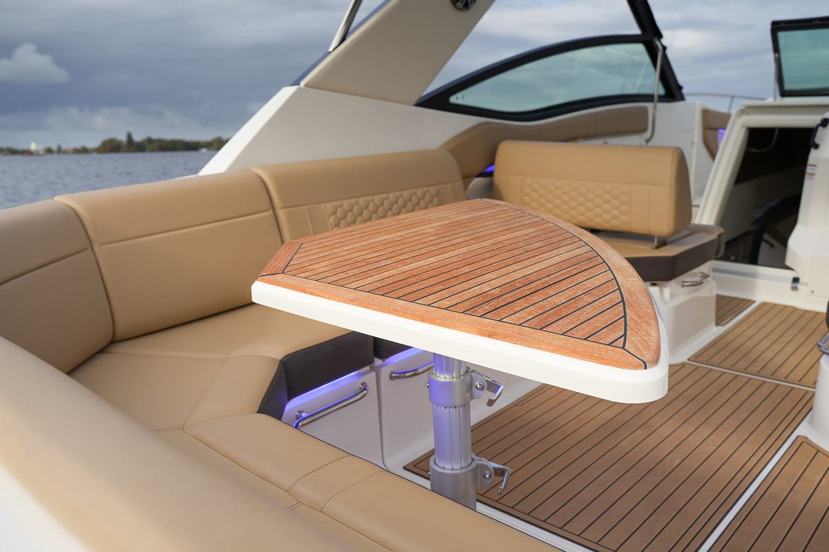 Sea Ray Sundancer 320 — foto 45 van 80