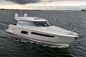 Prestige 560S — foto 10 van 239