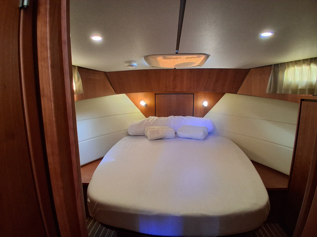 Linssen Grand Sturdy 35.0 AC – slechts ca. 250 motoruren! — foto 11 van 15