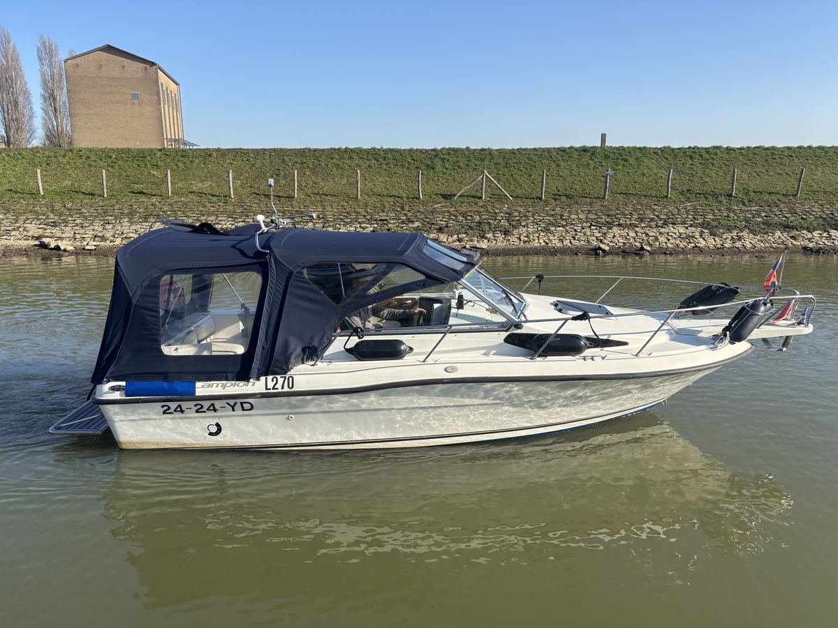 Campion 672 Explorer — foto 2 van 22